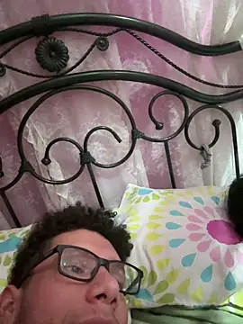 Snapshot of Valentinacouple chatting on 03.08.26 Valentinacouple online show from 03.08.26