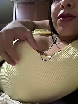 Snapshot of Valentinacouple chatting on 03.27.26 Valentinacouple online show from 03.27.26