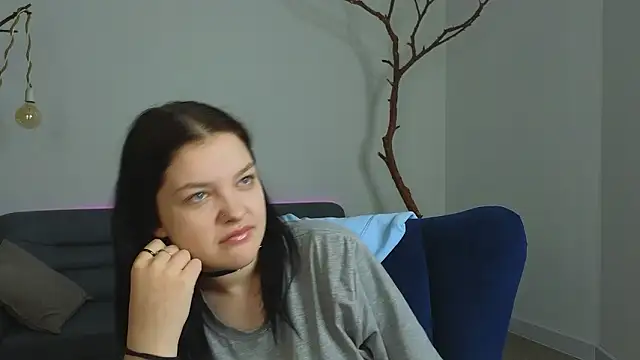 DeliaEffy online show from 03.25.26