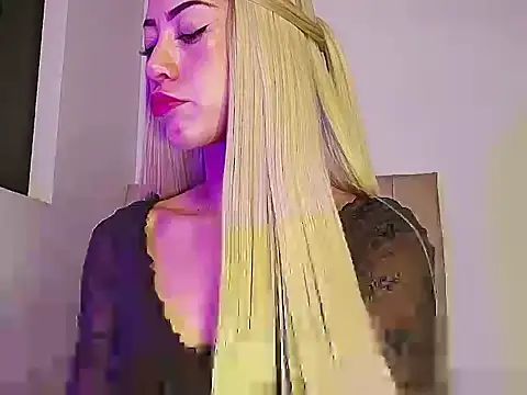 Snapshot of Holistic_Ambrita chatting on 02.16.26 Holistic Ambrita online show from 02.16.26