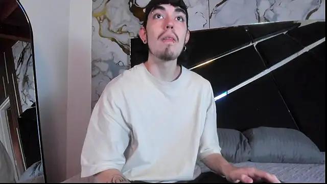 Snapshot of Couple_In_Heat chatting on 03.07.26 Couple In Heat online show from 03.07.26