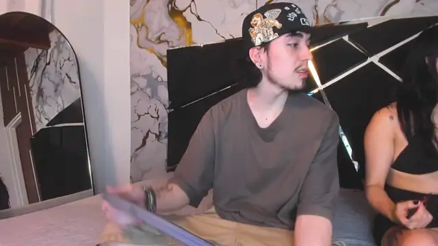 Snapshot of Couple_In_Heat chatting on 03.11.26 Couple In Heat online show from 03.11.26