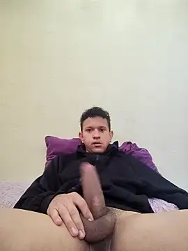 HOTCANINO online show from 04.03.26