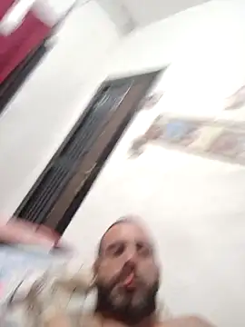 Snapshot of luk013q chatting on 02.15.26 luk013q online show from 02.15.26