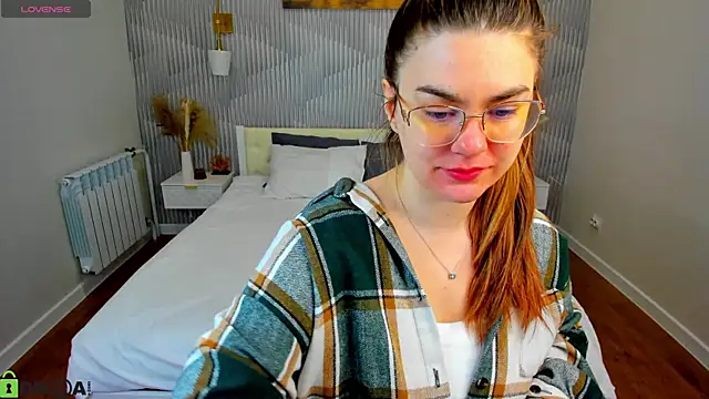 zoe j0y online show from 03.17.26