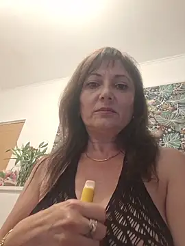 SaraGina online show from 05.15.26