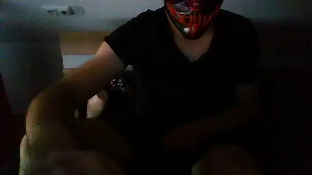 Snapshot of Blackklu chatting on 05.06.26 Blackklu online show from 05.06.26