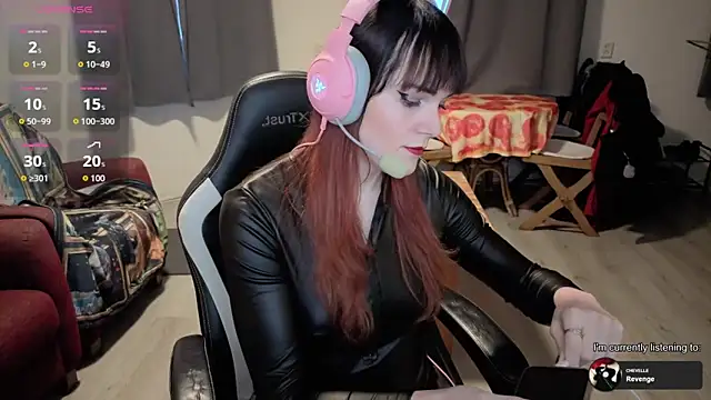 Snapshot of Samanteased chatting on 03.28.26 Samanteased online show from 03.28.26