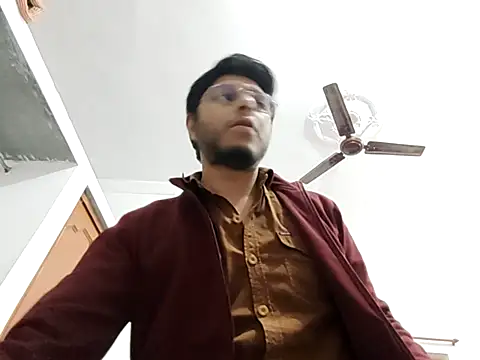 Snapshot of boyzyz chatting on 02.15.26 boyzyz online show from 02.15.26