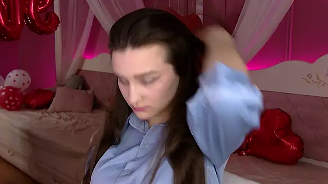 Snapshot of MelissaNeals chatting on 02.17.26 MelissaNeals online show from 02.17.26