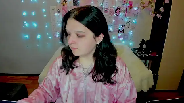 Snapshot of Kate_Acid chatting on 04.14.26 Kate Acid online show from 04.14.26