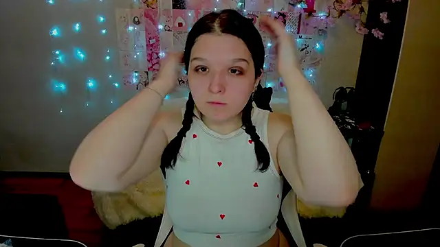Snapshot of Kate_Acid chatting on 04.15.26 Kate Acid online show from 04.15.26