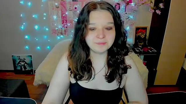 Snapshot of Kate_Acid chatting on 06.18.26 Kate Acid online show from 06.18.26