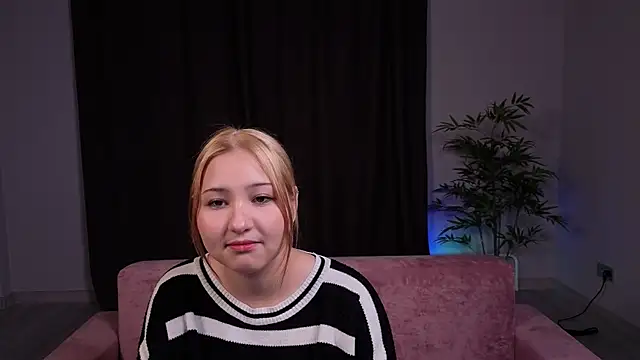 Snapshot of new_nokia chatting on 02.18.26 new nokia online show from 02.18.26