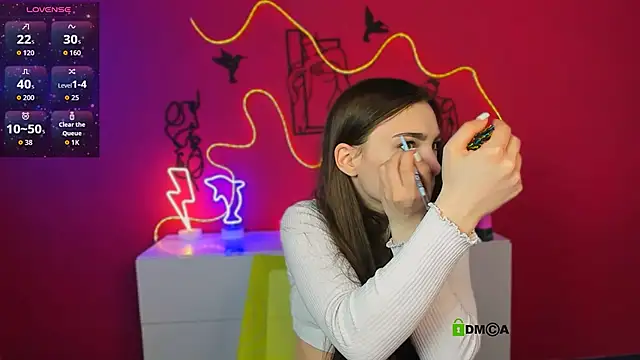 Snapshot of jenny_donne chatting on 04.30.26 jenny donne online show from 04.30.26