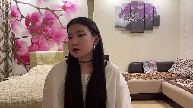 MaeRaads online show from 03.06.26