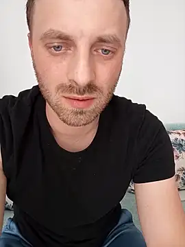Snapshot of Scarbau chatting on 04.22.26 Scarbau online show from 04.22.26