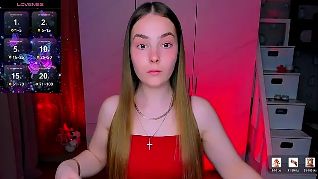 Maddy Wood  online show from 05.06.26