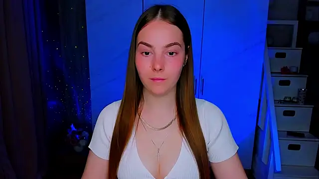 Maddy Wood  online show from 05.14.26