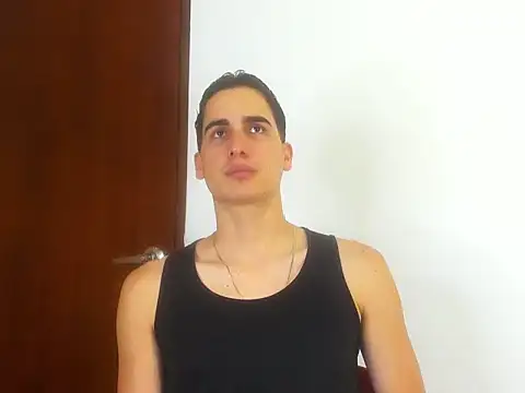 Snapshot of ryanlevi1 chatting on 05.21.26 ryanlevi1 online show from 05.21.26