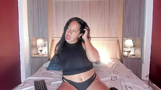 Snapshot of AllieBennet chatting on 03.07.26 AllieBennet online show from 03.07.26