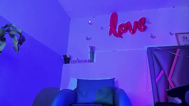 Agathe caius online show from 03.12.26