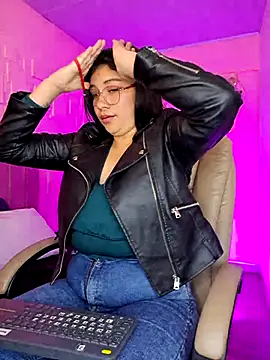 Snapshot of belen_green chatting on 07.01.26 belen green online show from 07.01.26