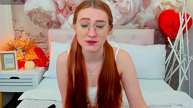 TinaHarp online show from 03.14.26