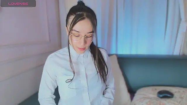 Dorothy valerisse online show from 04.10.26