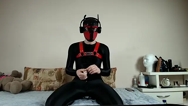 Snapshot of K9_GoodBoy chatting on 04.26.26 K9 GoodBoy online show from 04.26.26
