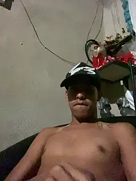 Snapshot of Alee_2005 chatting on 02.27.26 Alee 2005 online show from 02.27.26