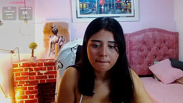 Snapshot of mila_quin chatting on 03.06.26 mila quin online show from 03.06.26