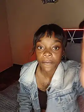 Ebony Colossus online show from 07.18.26