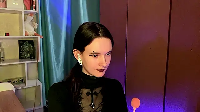 Snapshot of MabelDefina chatting on 03.17.26 MabelDefina online show from 03.17.26