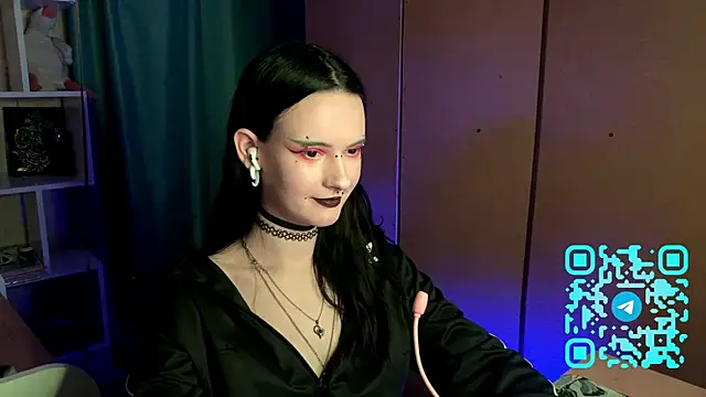 Snapshot of MabelDefina chatting on 04.04.26 MabelDefina online show from 04.04.26