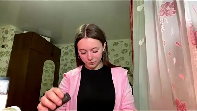 Snapshot of StephaniCute chatting on 03.16.26 StephaniCute online show from 03.16.26