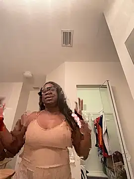 Snapshot of NiomiDivine chatting on 02.19.26 NiomiDivine online show from 02.19.26