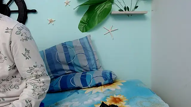 skinnysexy18 online show from 03.03.26