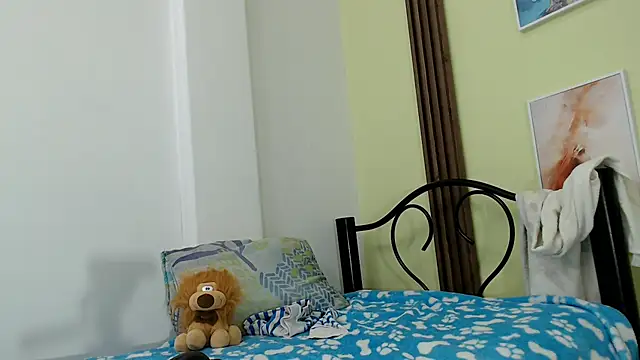 skinnysexy18 online show from 05.18.26