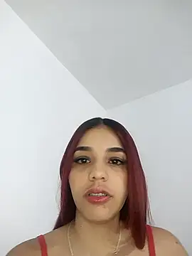 Snapshot of Kaelis_hot chatting on 02.17.26 Kaelis hot online show from 02.17.26