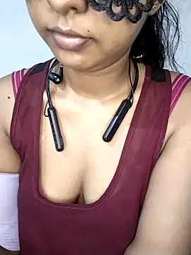 Snapshot of ASHANYA_JAYASOORIYA chatting on 04.27.26 ASHANYA JAYASOORIYA online show from 04.27.26