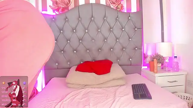 Snapshot of Valentina-Nova- chatting on 03.24.26 Valentina-Nova- online show from 03.24.26