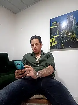 Valentino dominusSex online show from 02.26.26