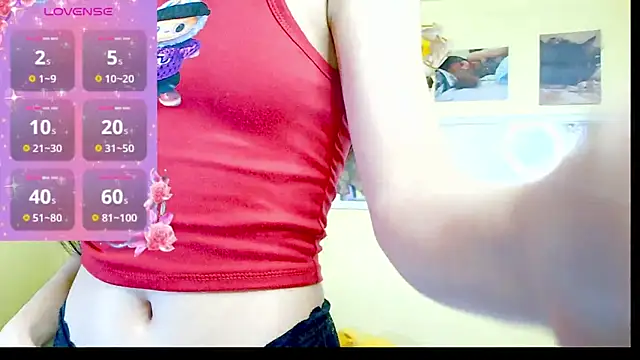 Snapshot of Luna_Moonfang chatting on 07.28.26 Luna Moonfang online show from 07.28.26