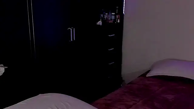 saradiazxxx online show from 04.25.26