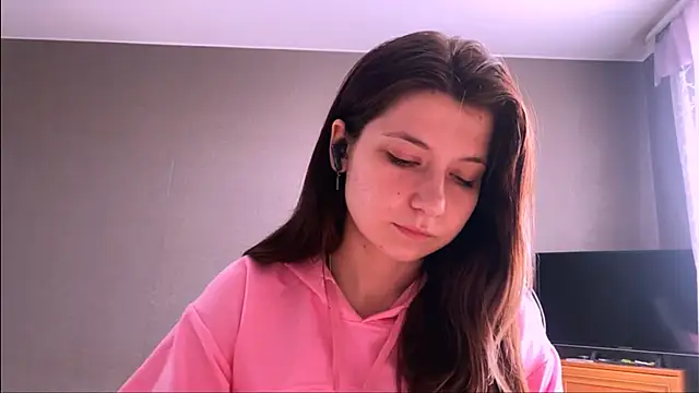 LunnaBliss online show from 03.31.26