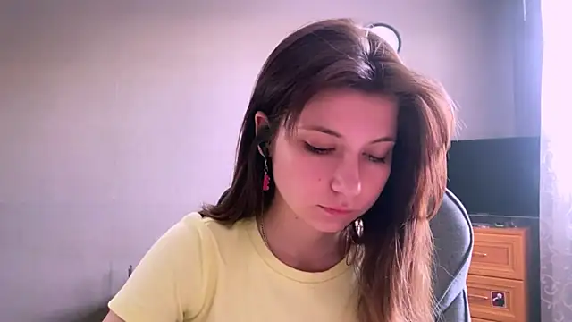 Snapshot of LunnaBliss chatting on 05.18.26 LunnaBliss online show from 05.18.26
