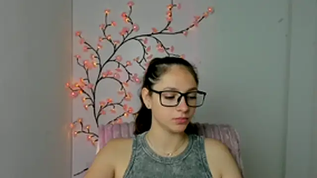 Snapshot of KissMeJulia chatting on 06.16.26 KissMeJulia online show from 06.16.26