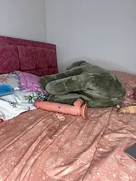 Snapshot of Sofia-squir chatting on 04.02.26 Sofia-squir online show from 04.02.26