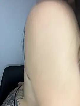 Snapshot of Sofia-squir chatting on 04.05.26 Sofia-squir online show from 04.05.26